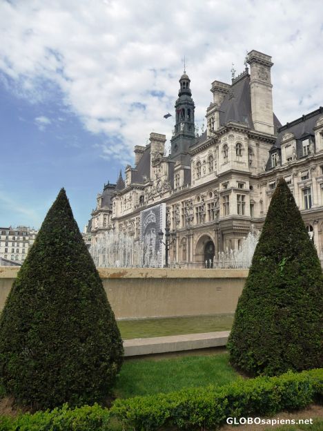 Postcard The town hall -