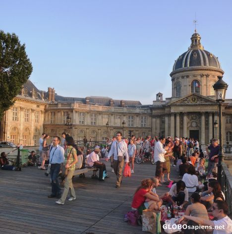 Postcard Having a picknick on Pont des Arts
