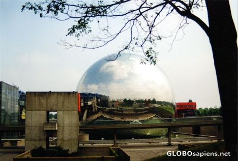 Postcard La Cite' Sciences et de I' Industrie