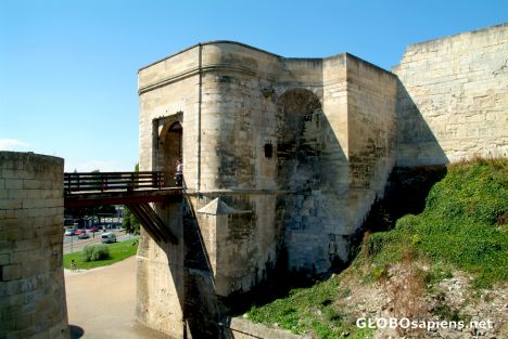 Postcard Caen - entry to the castle