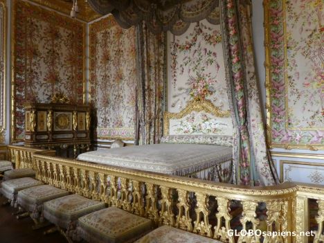 Postcard Queens's Bedroom