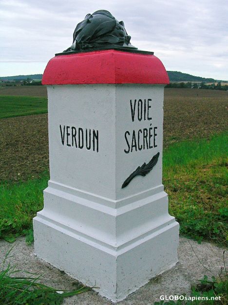 Postcard La voie Sacree 01