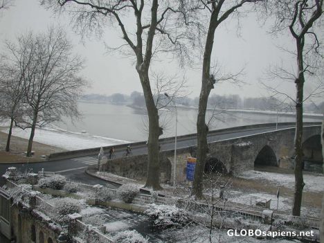 Postcard Snowy Morning in Beaugency