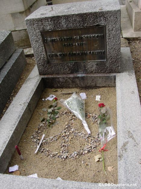 Postcard jim's grave