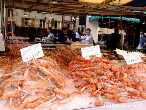 Postcard Brie Comte Robert Market - Fruit de Mer stall