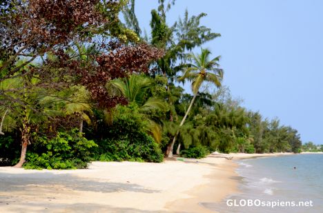 Postcard Pointe Denis (GA) - the northern part of the beach