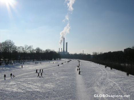 Postcard Icy Winter Walking