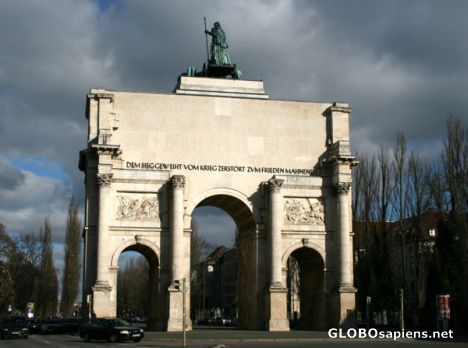 Postcard Siegestor in Munich