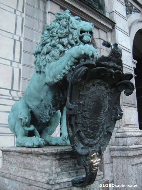 Postcard Lucky Lion