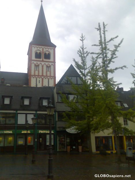 Postcard St. Servatius, seen from the market square