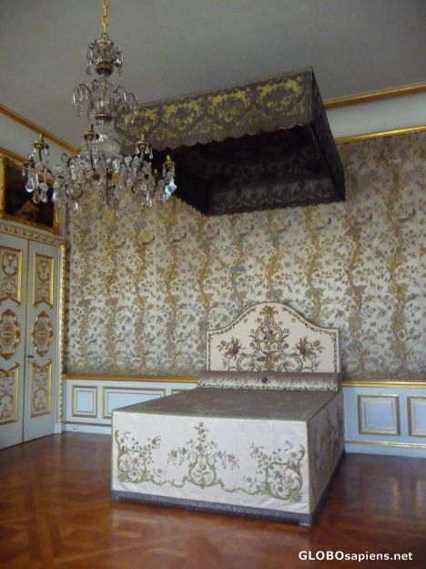 Postcard A princely bedroom