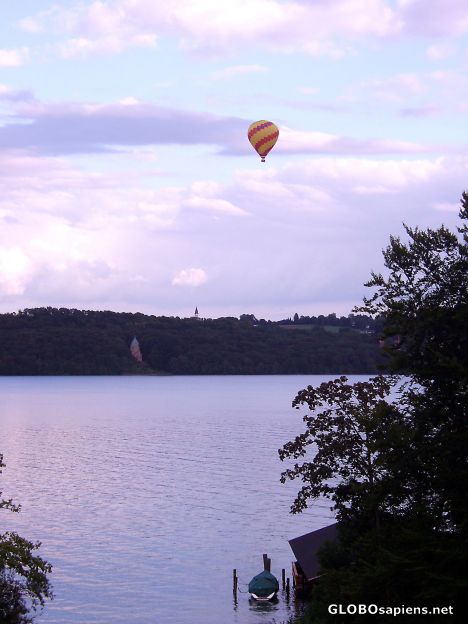 Postcard Balloon over lake