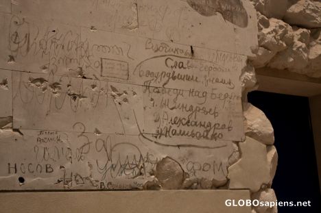 Postcard Historical traces -