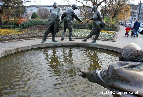 Postcard Circulation of Money Fountain