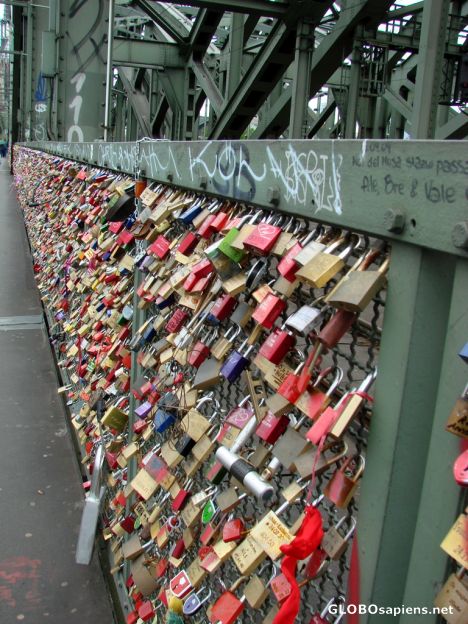 Postcard Love bridge