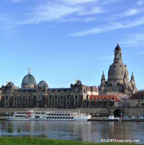 Postcard Frauenkirche - the landmark