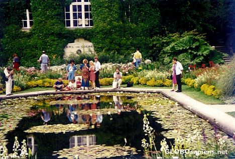 Postcard Munich's Botanical Gardens
