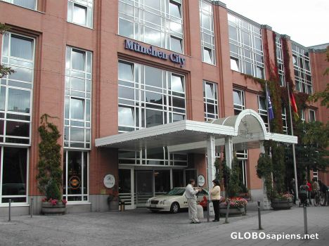 Postcard Munich City Hilton