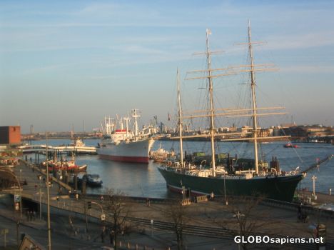 Postcard Landungsbruecken Hamburg