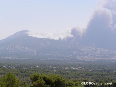 Postcard Mount Penteli on fire!