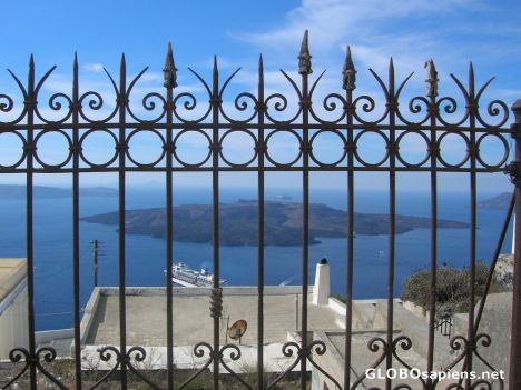 Postcard Beauty beyond the fence