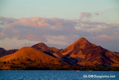 Postcard Komodo National Park - shapes