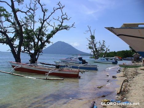 Postcard The shore of Bunaken