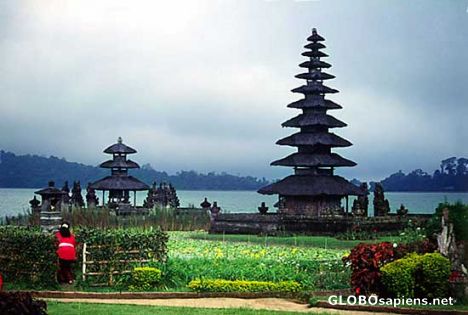 Postcard The Ulun Danu Temple