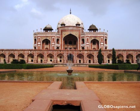 Postcard Humayun's Tomb with Fountain