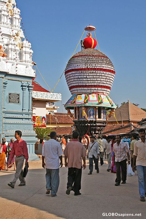 Postcard Getting ready for the festival
