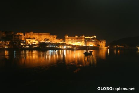 Postcard lake Uadipur