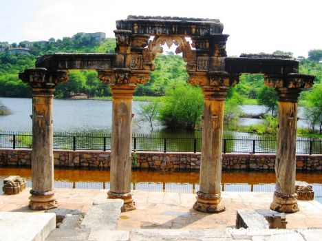 Postcard Arches at Saas Bahu