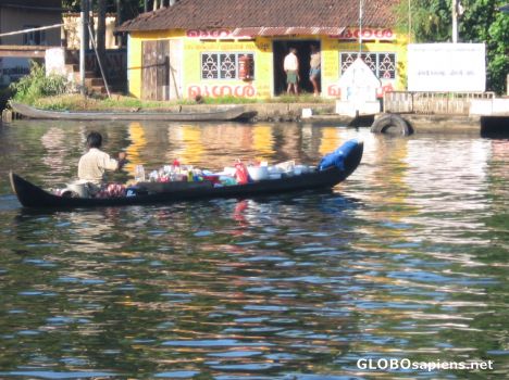Postcard FLOATING SHOP