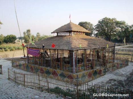 Postcard Prayer HUT
