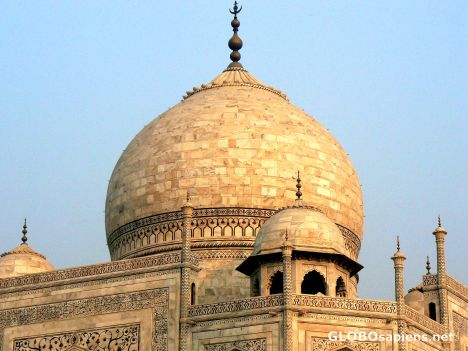 Postcard Taj details