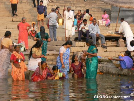 Postcard Women on the banks