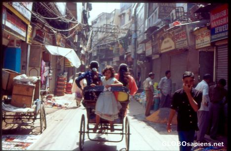 Postcard rickshaw eye