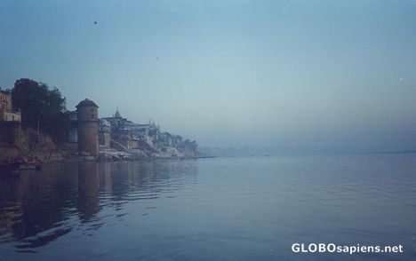Postcard Varaasi Ghats at early dawn