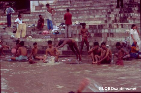 Postcard Swiming in holly river