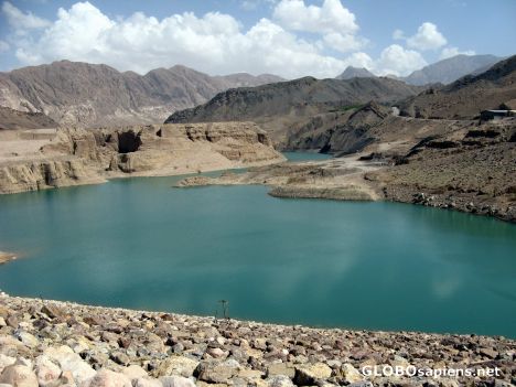 Postcard dam's beauty