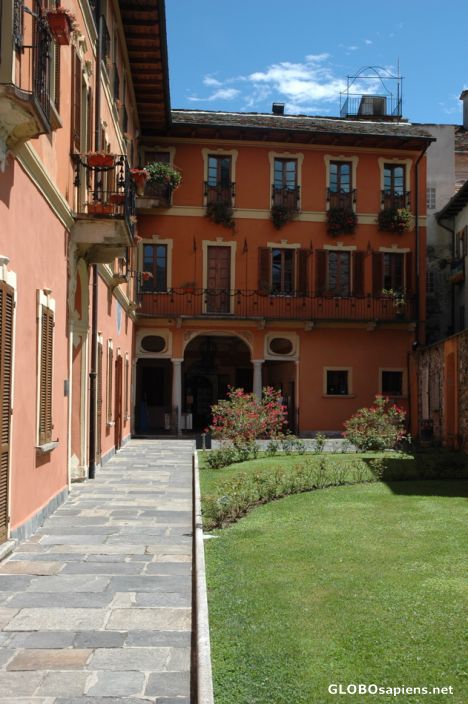 Postcard palazzo comunale