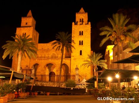 Postcard Cefalu', night picture of the piazza