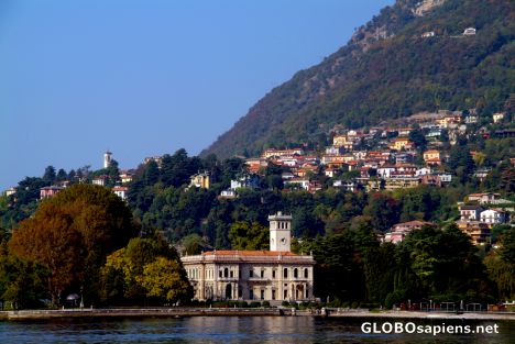 Postcard Como - a small palace
