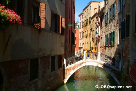 Postcard Venice (IT) - sun sneaking into a canal