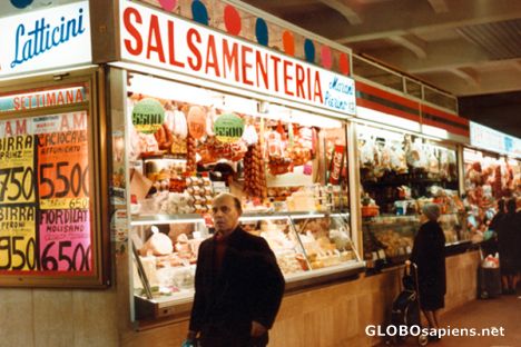 Postcard Rome Market