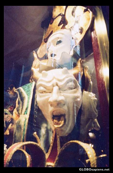 Postcard venetian masks shop