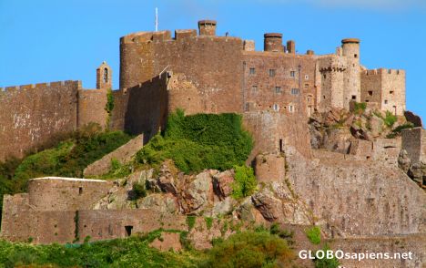 Postcard Jersey - Gorey Castle - close up