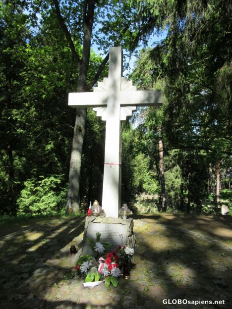 Postcard Memorial