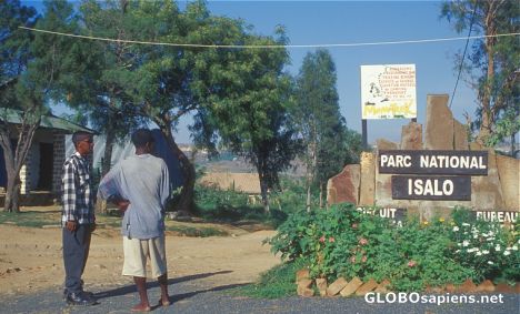 Barefoot locals...