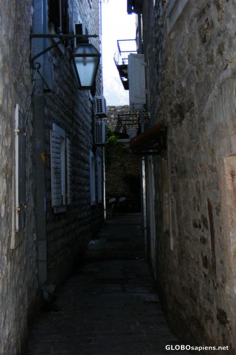 Postcard Narrow lane